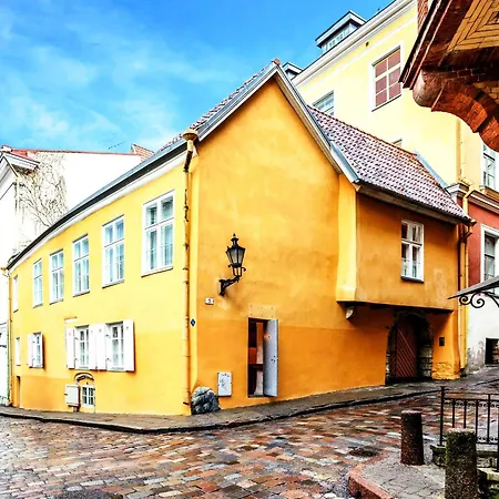 Cozy Nest In The Old Town Apartment Tallinn Exterior photo
